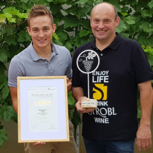 Roman und Lorenz Strobl bei der Preisverleihung